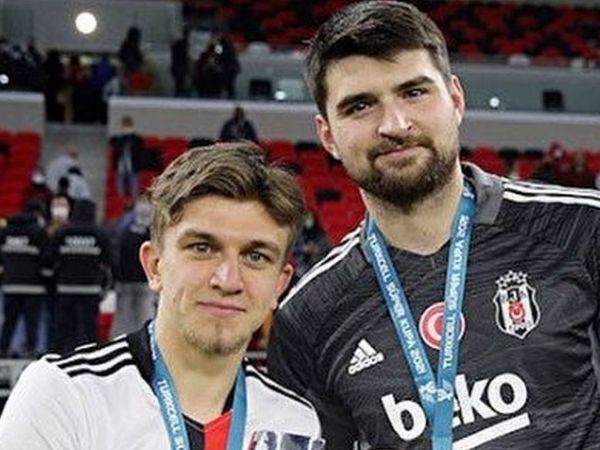Lyon Beşiktaş'tan Rıdvan Yılmaz'ı transfer etmek istiyor!
