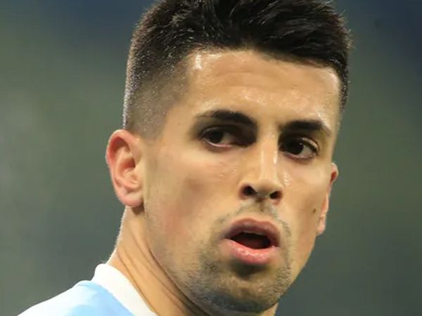 Manchester Cityli Joao Cancelo ve Ailesine Gaspçı Saldırı Gerçekleşti!