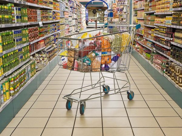 Marketlerde Yeni Dönem! Atık İadesi Yapan Tüketici Para İadesi Alacak