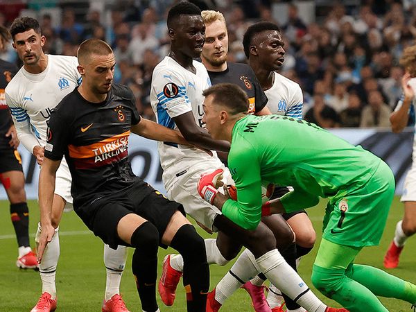 Marsilya - Galatasaray Maçı Fransa Basınında Büyük Yankı Uyandırdı!