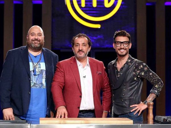 MasterChef'te ipler iyice gerildi! Şeflerin önünde meydan okudu: Bak görürsün, öptürmezsem sana o elleri!