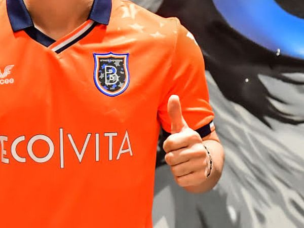 Medipol Başakşehir Emre Çolak Transferini Resmen Açıkladı!