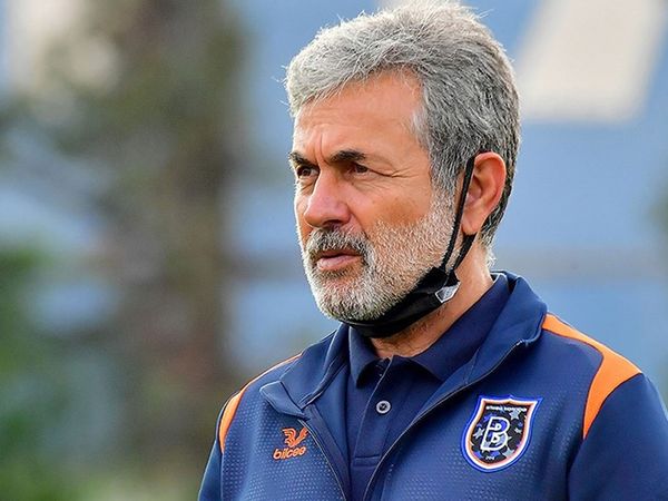 Medipol Başakşehir'de Teknik Direktör Aykut Kocaman İile Yollar Ayrılıyor!