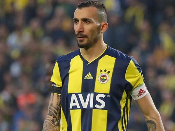 Beşiktaş Mehmet Topal'ı Kadrosuna Kattı!