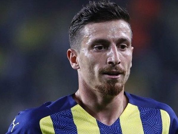 Mert Hakan Yandaş kimdir?