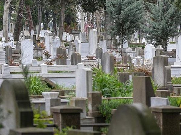 Mezardan gelen sesler, kan donduran gerçeği ortaya çıkardı!