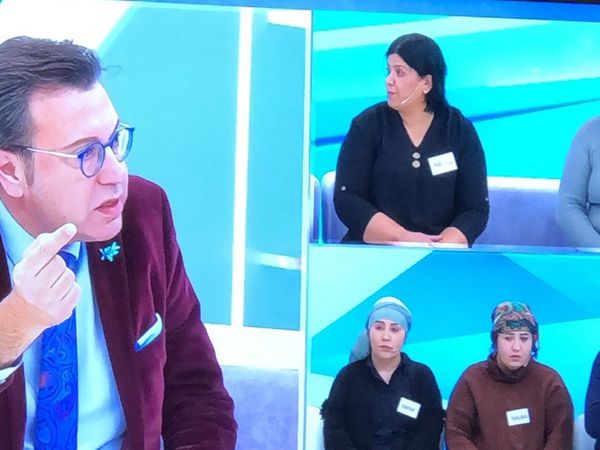 Müge Anlı’da stüdyo karıştı, kanser hastası kadın fenalaştı Şevki Sözen müdahale etti: Ezel Bayrak olayının perde arkası ortaya çıktı
