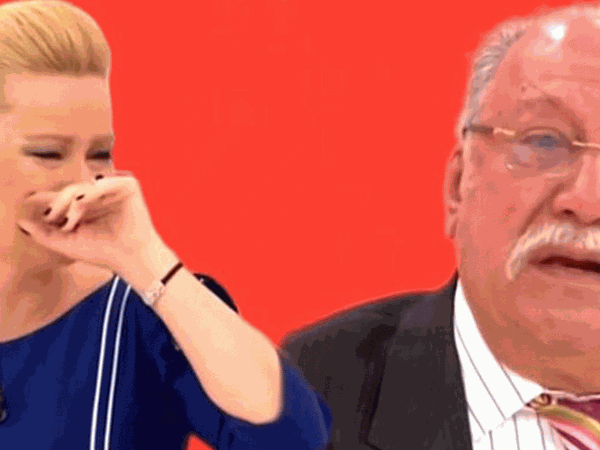 Müge Anlı'nın Programında Rahmi Özkan'a Yaptığı Hareket Büyük Tepki Çekti! Müge Anlı Eleştiri Yağmuruna Tutuldu!