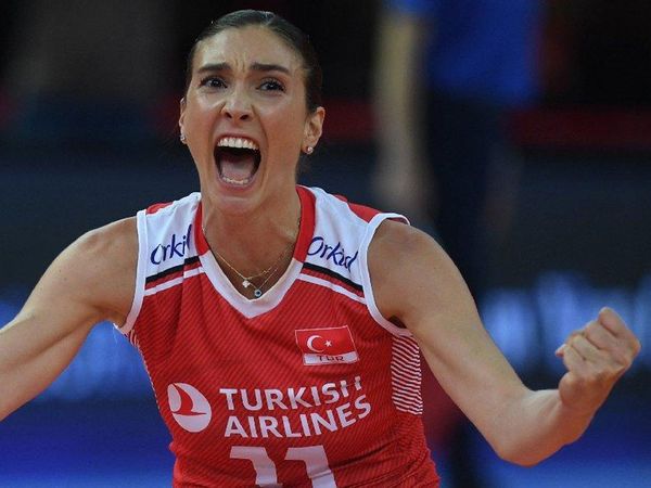 Naz Aydemir Akyol Kimdir?