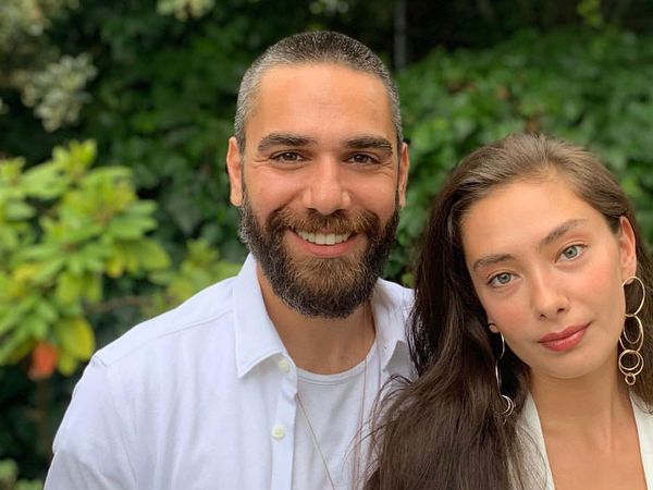 Neslihan Atagül, Eşi Kadir Doğulu'nun Rol Arkadaşıyla Samimi Görüntüsü Hakkında Konuştu