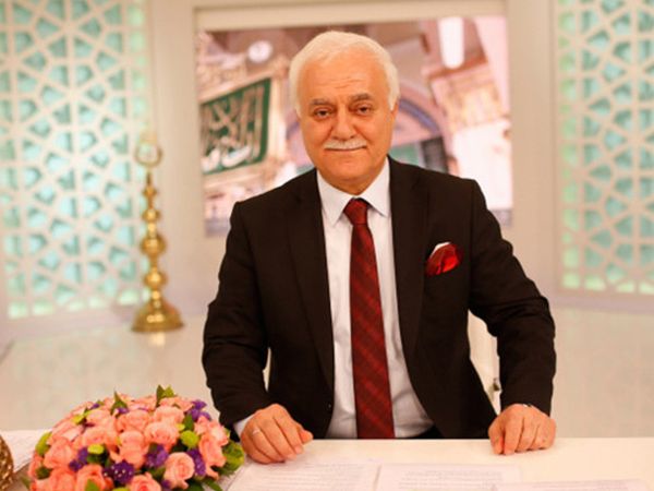 Nihat Hatipoğlu'na akıl almaz tehdit! ''Ramazan'da çıkıp program yaparsan sana neler yapacağım...''