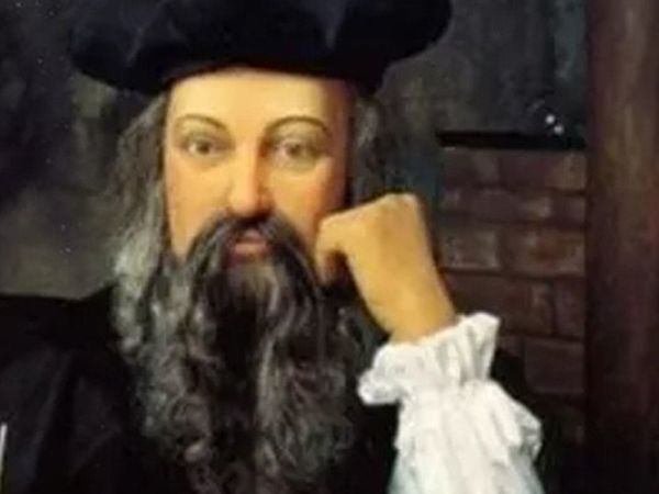 Nostradamus'un kehanetlerinde insanlığı bekleyen korkunç sonlar!