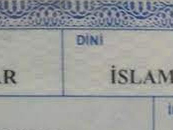 Nüfus cüzdanından İslam'ı sildirecekti! Öyle bir olay yaşadı ki hayatı değişti