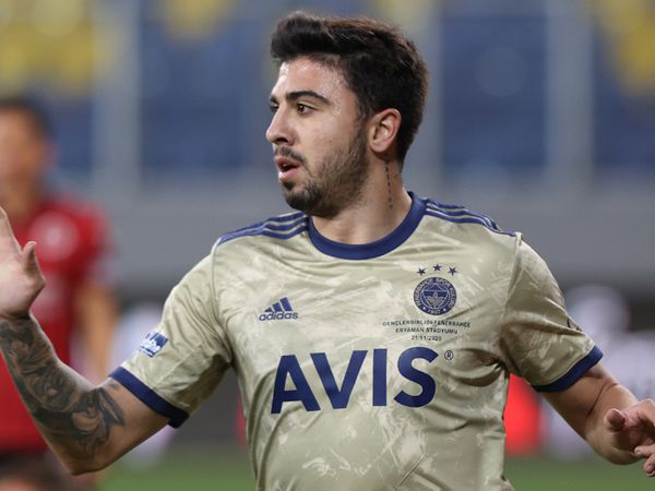 Ozan Tufan Fenerbahçe'den Ayrılmaya Karar Verdi!
