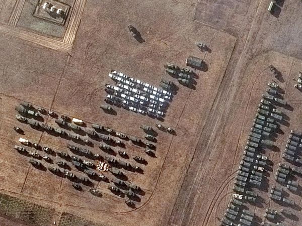 Rusya - Ukrayna Ordu Karşılaştırması, Ukrayna Sınırında Kaç Rus Askeri Var?