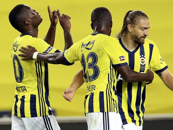 Samatta Belçika Ekibi Genk'e Transfer Oluyor!