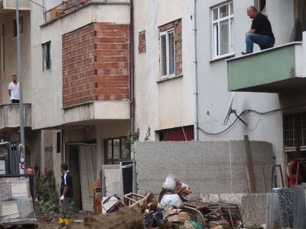 Selin Vurduğu Artvin'de Bilanço Ağır! 39 Yapı Yıkıldı 1459'u Hasarlı