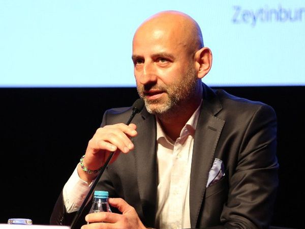 Serhat Ulueren Kimdir?