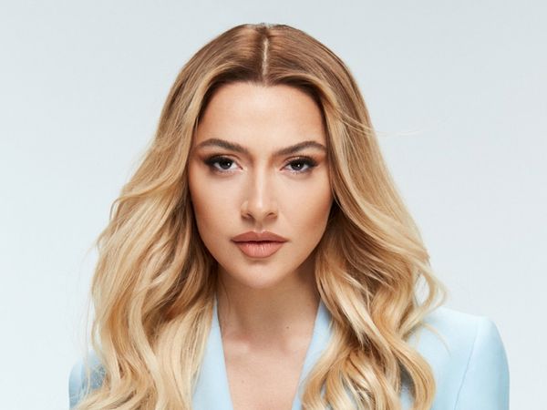 Sır gibi saklıyordu: Hadise'nin erkek kardeşini görenler şaşkınlıklarını gizleyemedi! ''Erkek versiyonu gibi!''