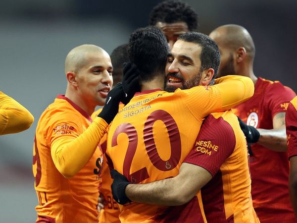 Sofiane Feghouli Real Vallodolid İle Anlaşma Sağladı!