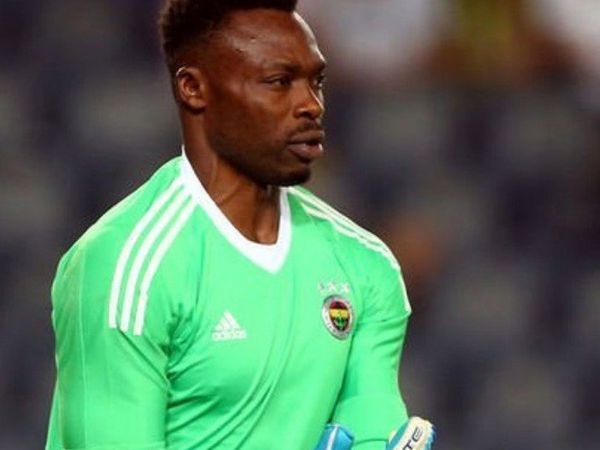 Son Dakika: Fenerbahçe'nin Eski Futbolcusu Kameni Geçirdiği Trafik Kazasında Ağır Yaralandı