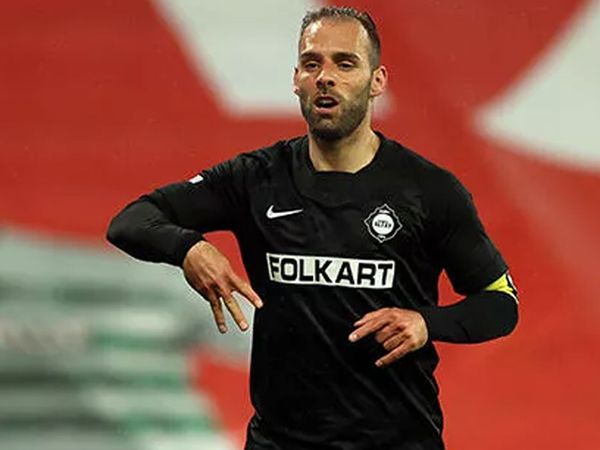 Süper Lig ekiplerinden Altay'da Marco Paixao ve Murat Akça hakkında kadro dışı kararı geldi!