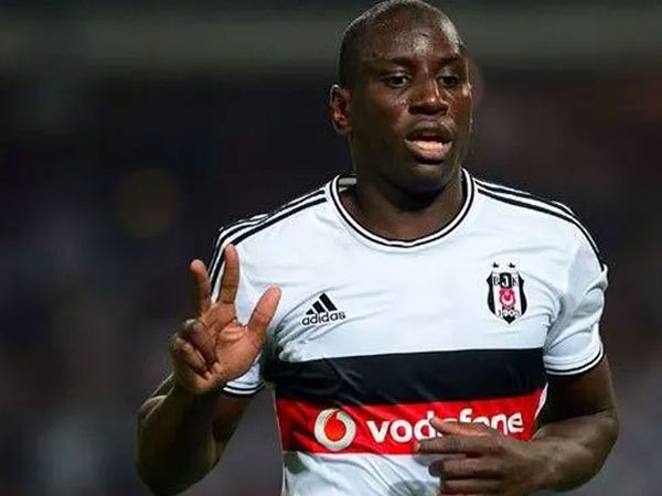 Süper Lig'in eski yıldızı Demba Ba, Beşiktaş'a yardımcı antrenör olarak geri dönüyor!