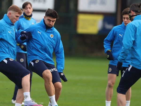 Süper Lig'in yeni ekibi Ümraniyespor, Fenerbahçe'den Burak Kapacak'ın transferi için kolları sıvadı!