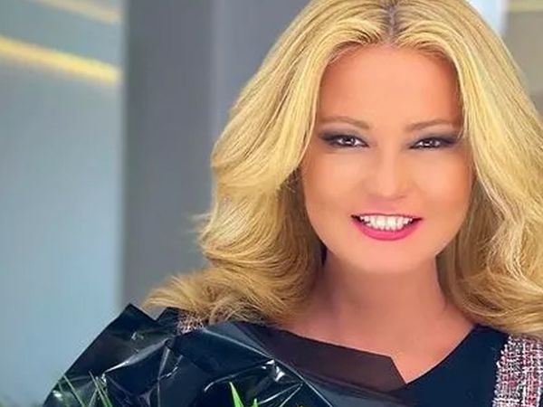 Sürpriz bir şekilde evlenen Müge Anlı’nın kızı Lidya Akdağ ortaya çıktı! Görenler şaşkınlığını gizleyemedi ‘Aynı annesi...’