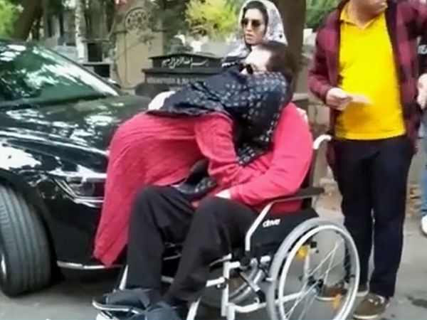 Tatlıses ailesi ölüm haberiyle yıkıldı! Derya Tuna İbrahim Tatlıses'e sarılarak ağladı
