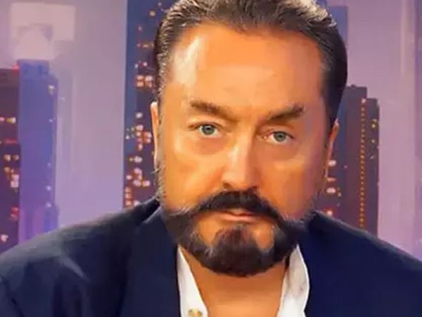 Tekrar gündeme geldi! Her detayı dehşet saçıyor: Adnan Oktar'ın davetine hangi ünlü isimler katılmıştı?