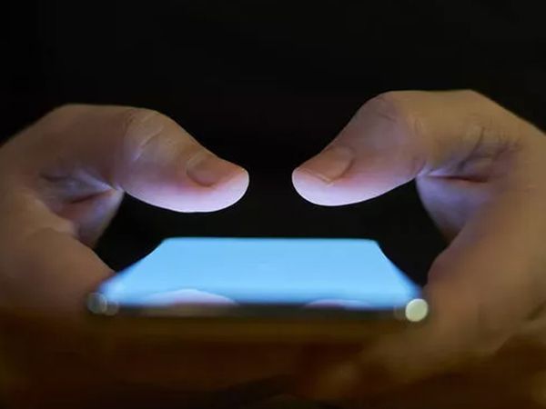 Telefonlara indirilen uygulamalara dikkat! Uzmanlar uyarıyor: Eğer bu uygulamalardan biri bile varsa hemen silin