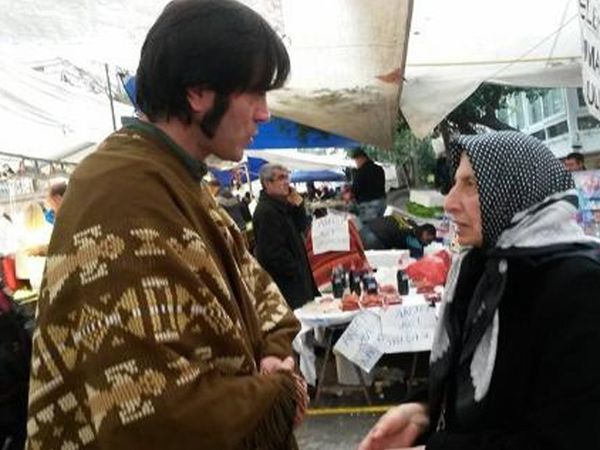 Teoman Kumbaracıbaşı Yaptığı Reçelleri Pazarda Satıyor