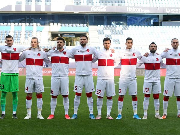 Trabzonspor Kaan Ayhan Transferini Bitirmek İstiyor!