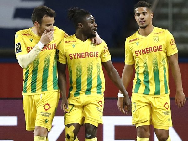 Trabzonspor'da Gervinho'nun Yerine Moses Simon Transfer Radarına Girdi!
