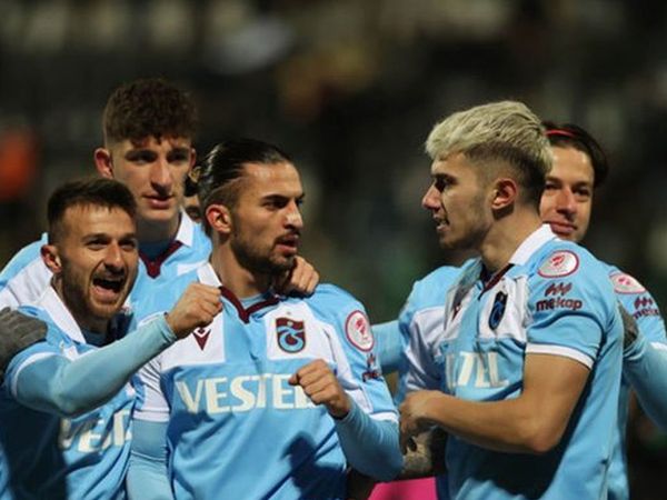 Trabzonspor'da Hüseyin Türkmen'den Özür Açıklaması Geldi!