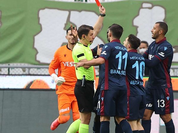Trabzonspor'da Vitor Hugo'dan Dikkat Çeken Paylaşım Geldi!