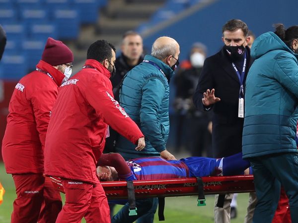 Trabzonspor Abdülkadir Ömür'ün Sakatlığını Açıkladı