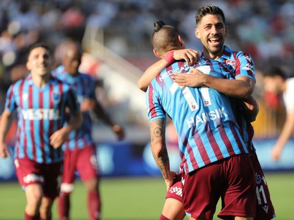 Trabzonspor'dan Fenerbahçe Derbisi Öncesi Marek Hamsik Açıklaması!