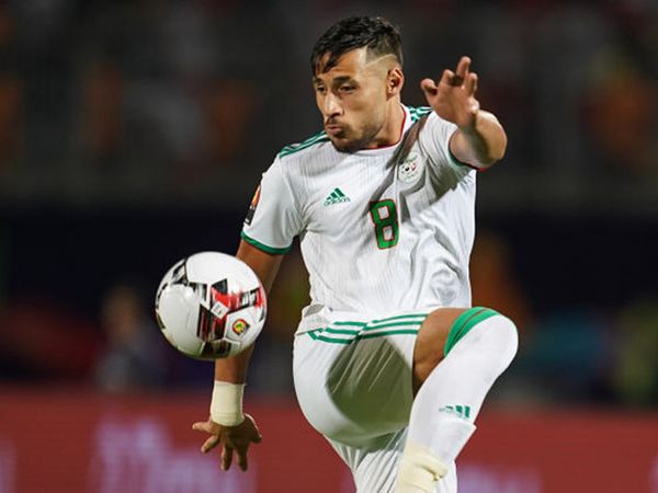 Transferde Adı Galatasaray İle Geçen Youcef Belaili Kulüpsüz Kaldı!