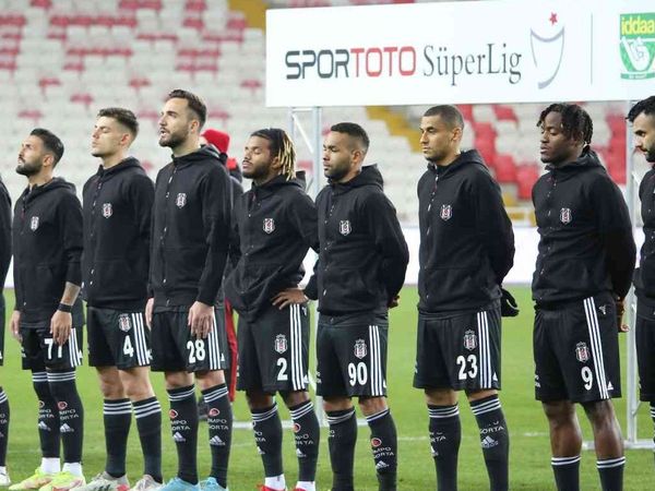Tümer Metin, Beşiktaşlı futbolcular hakkında söyledikleriyle büyük ses getirdi!