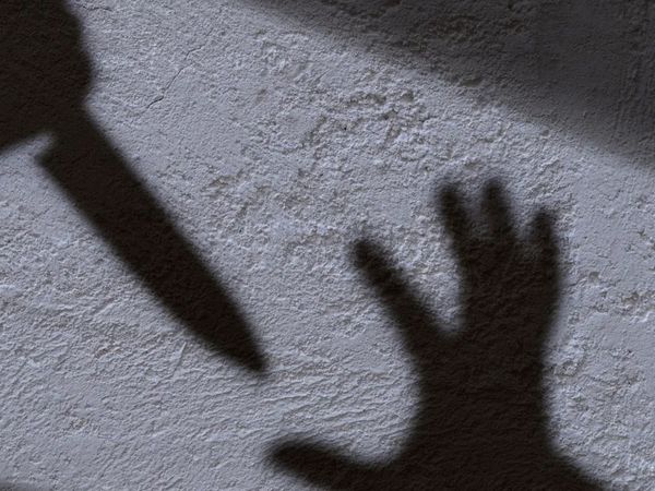 Ünlü rapçiyi hayranıyla basan kıskanç kadın, yaptıklarıyla tüyler ürpertti