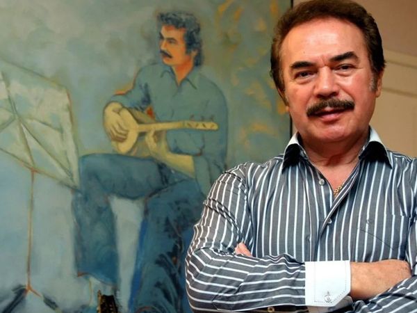 Usta sanatçı Orhan Gencebay'dan kötü haber apar topar hastaneye kaldırıldı sevenlerini kahredecek haber geldi