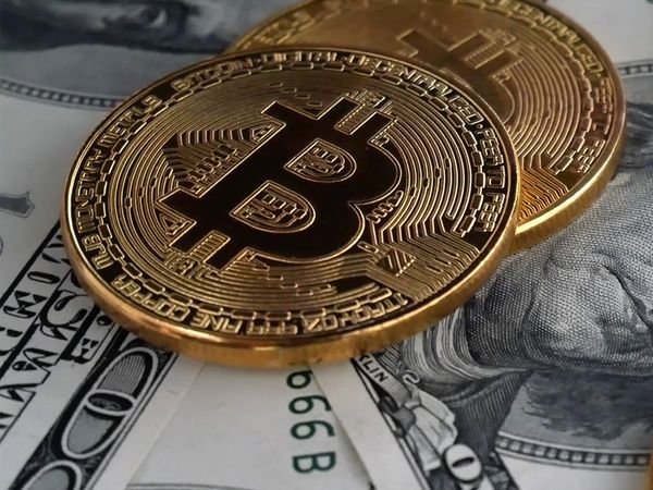 Uzmanlar Uyarıyor! 2022'de Hangi Kripto Para Alınmalı?