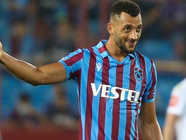 Vitor Hugo kimdir? Hangi mevkide oynuyor?