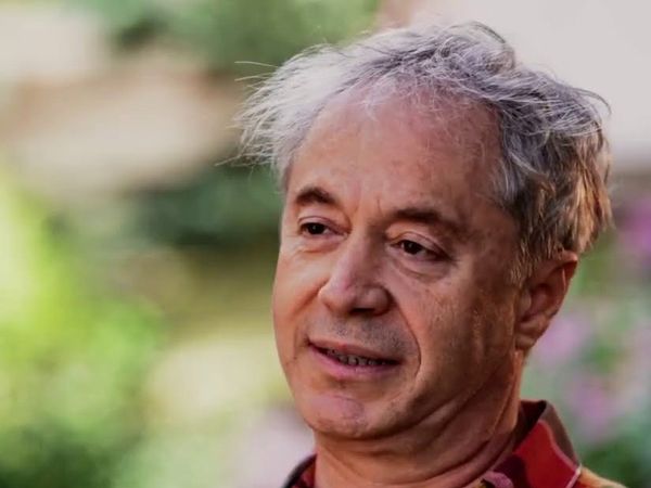Yakılarak ölmek istemişti! Metin Uca’nın cenaze töreni olay oldu: Karataş’tan açıklama geldi