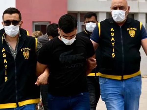 Yasak Aşk Yaşayan Kadın Yakalanınca Olanlar Oldu
