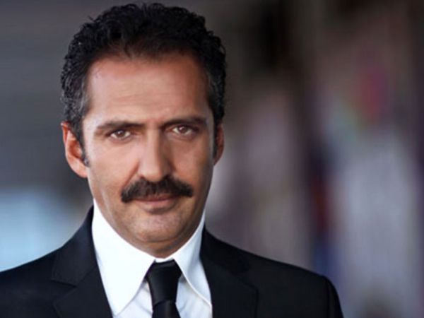 Yavuz Bingöl’den acılı haber geldi! Ünlü sanatçı kameralar karşısında gözyaşlarına boğuldu