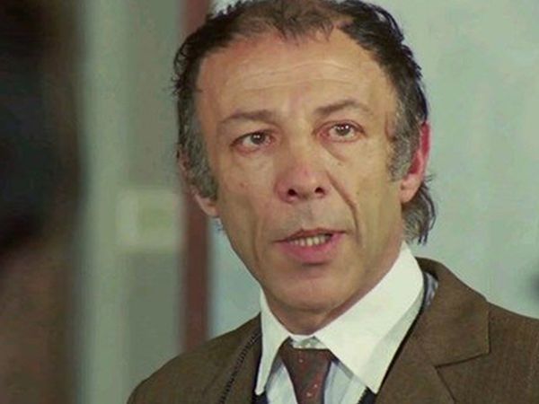 Yeşilçam'ın efsane ismi Münir Özkul'un varlığından haberdar olmadığımız oğlu ortaya çıktı!