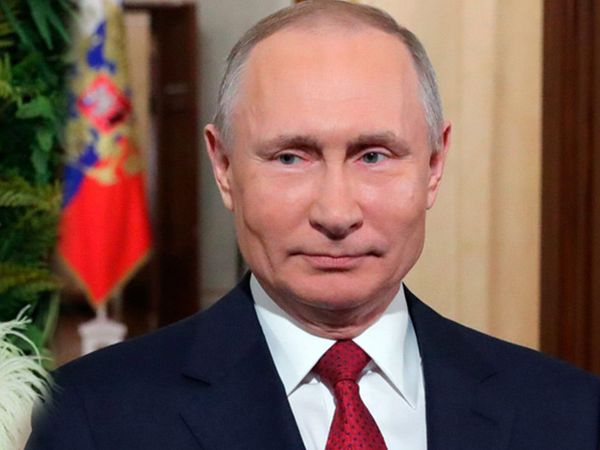 Yetişkin film yıldızı Cicciolina’dan Vladimir Putin’e ahlaksız teklif